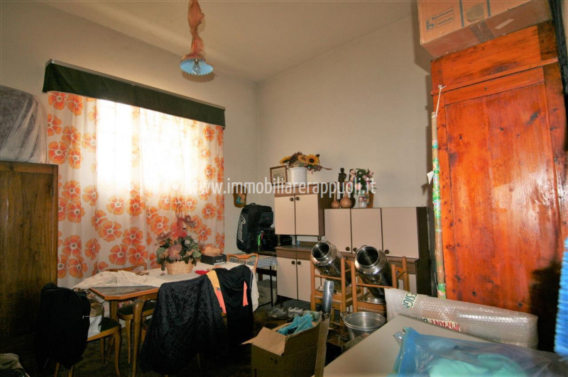 Immagine 13 di Casa indipendente in vendita  a Lucignano