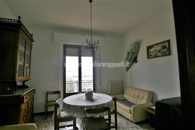 Immagine 8 di Casa indipendente in vendita  a Sinalunga