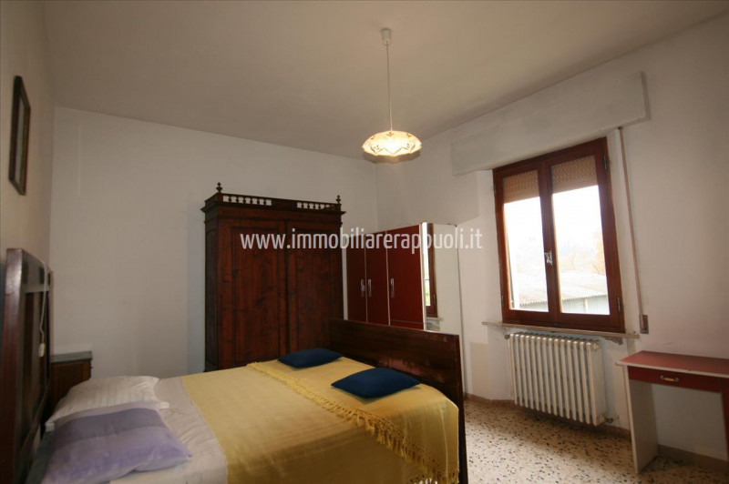 Immagine 10 di Casa indipendente in vendita  a Sinalunga