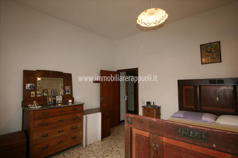 Immagine 11 di Casa indipendente in vendita  a Sinalunga