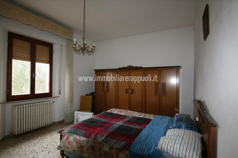 Immagine 15 di Casa indipendente in vendita  a Sinalunga