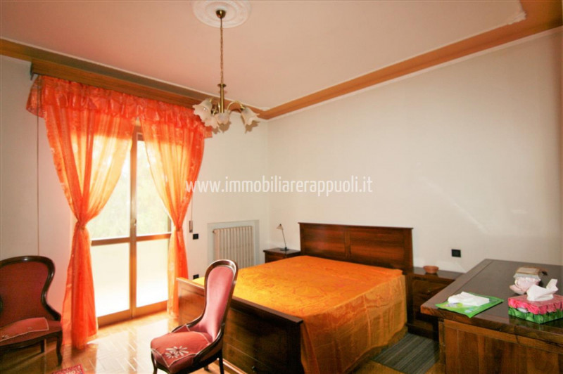 Immagine 7 di Casa indipendente in vendita  a Rapolano Terme