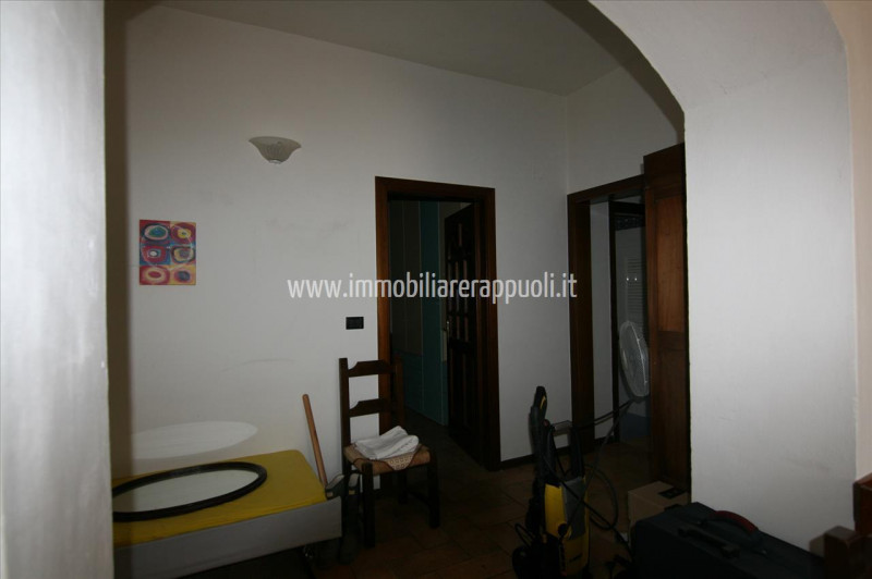 Immagine 15 di Casa indipendente in vendita  a Rapolano Terme