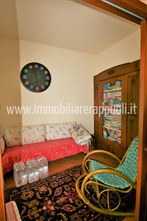 Immagine 29 di Casa indipendente in vendita  a Rapolano Terme