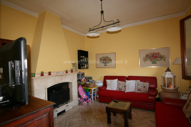 Immagine 4 di Appartamento in vendita  a Sinalunga