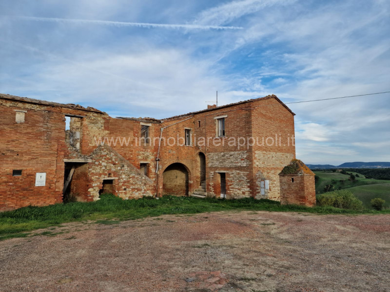 Immagine 22 di Rustico / casale in vendita  a Asciano