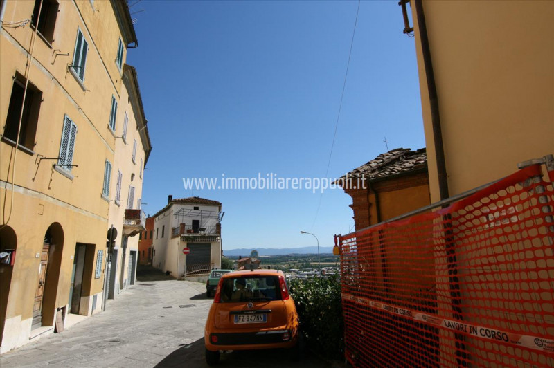 Immagine 11 di Casa indipendente in vendita  a Sinalunga