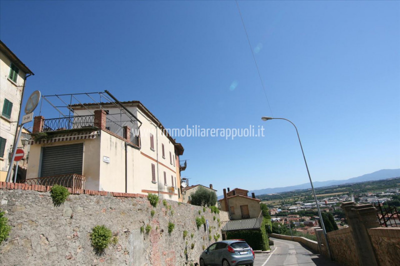 Immagine 13 di Casa indipendente in vendita  a Sinalunga