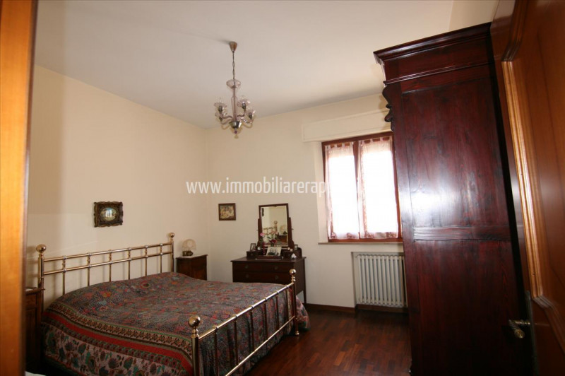 Immagine 14 di Appartamento in vendita  a Torrita Di Siena