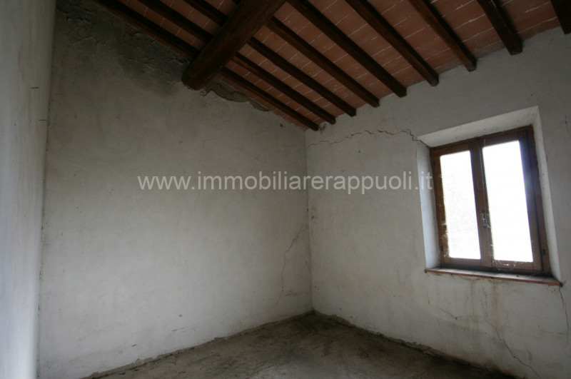Immagine 34 di Rustico / casale in vendita  a Asciano