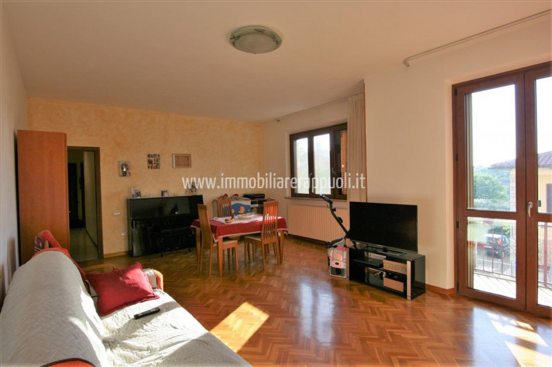 Immagine 14 di Appartamento in vendita  a Torrita Di Siena