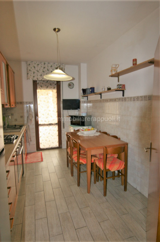 Immagine 7 di Appartamento in vendita  a Sinalunga