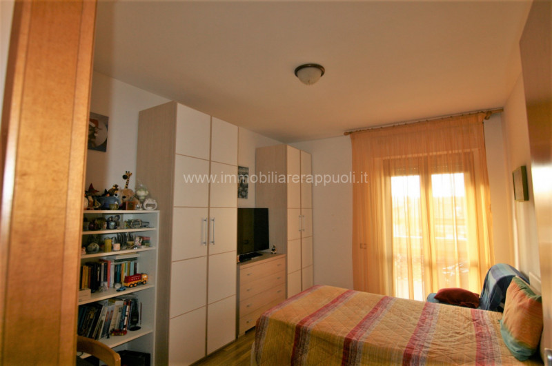 Immagine 9 di Appartamento in vendita  a Sinalunga