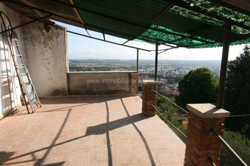 Immagine 6 di Casa indipendente in vendita  a Sinalunga