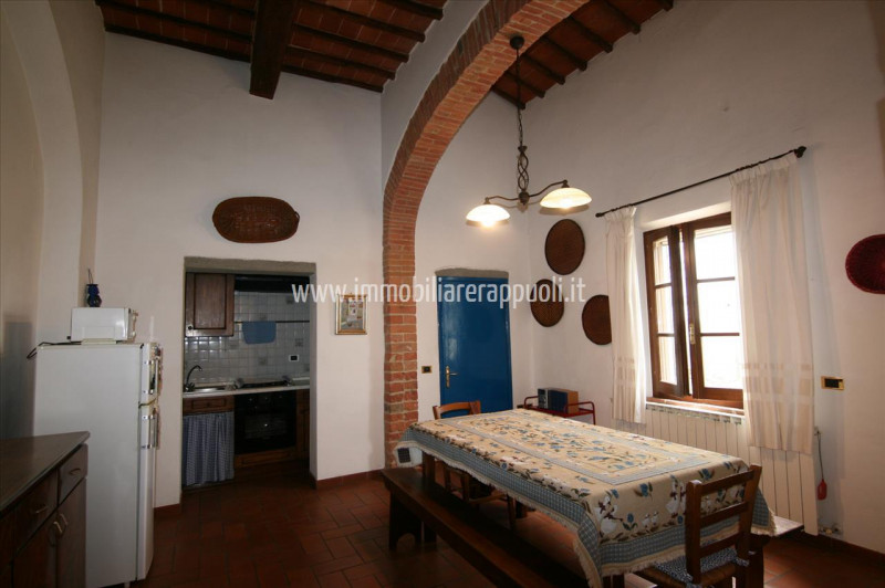 Immagine 9 di Rustico / casale in vendita  a Montepulciano