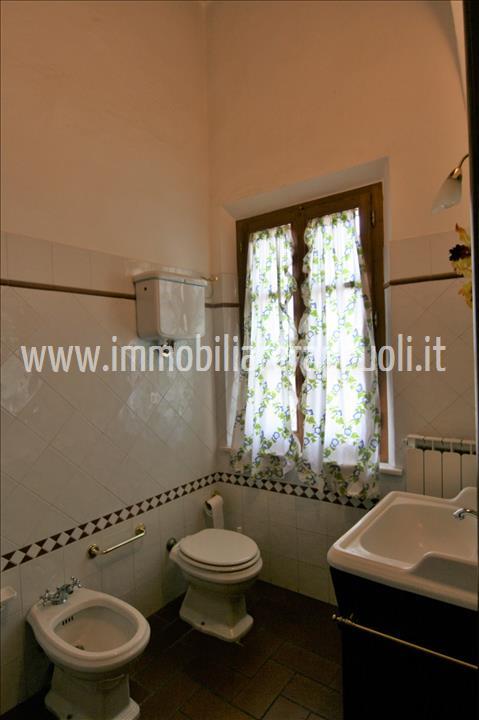 Immagine 15 di Rustico / casale in vendita  a Montepulciano