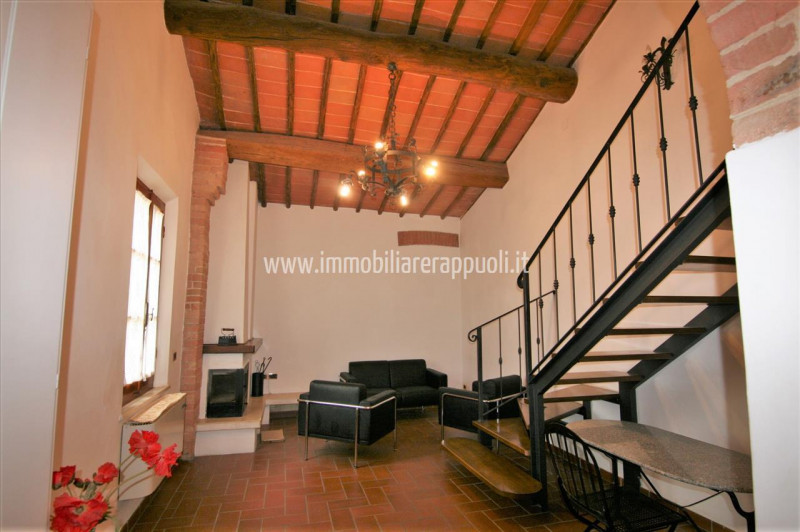 Immagine 17 di Rustico / casale in vendita  a Montepulciano