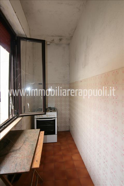 Immagine 5 di Casa indipendente in vendita  a Lucignano