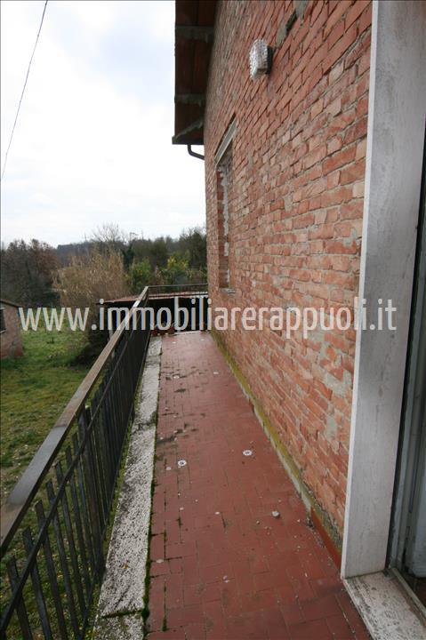 Immagine 21 di Casa indipendente in vendita  a Lucignano