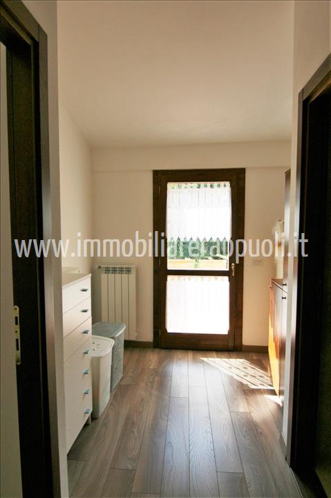 Immagine 15 di Villetta a schiera in vendita  a Sinalunga