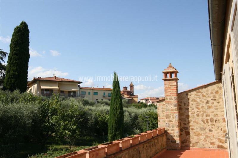 Immagine 19 di Villetta a schiera in vendita  a Sinalunga