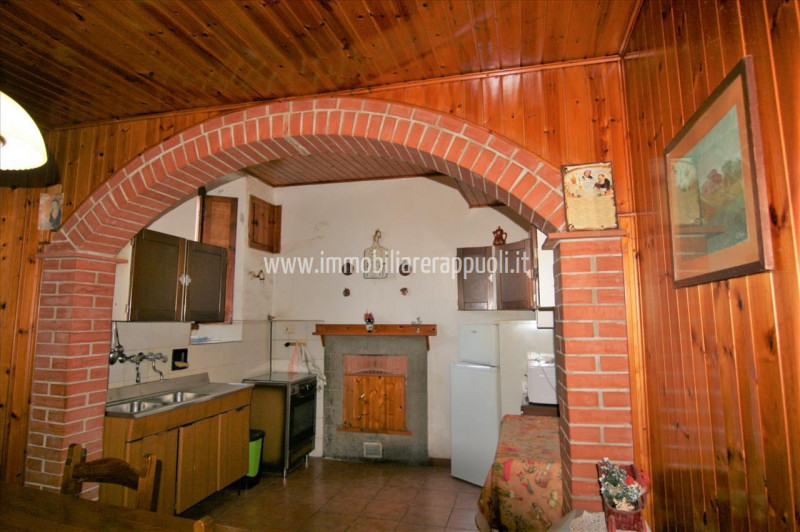 Immagine 2 di Casa indipendente in vendita  a Trequanda