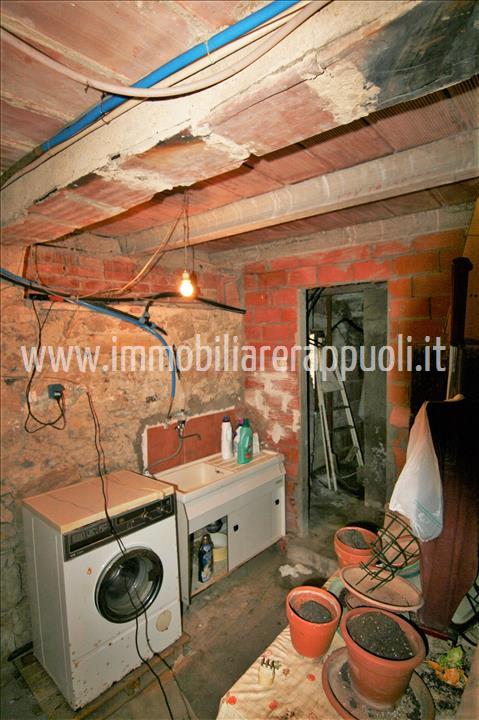 Immagine 11 di Casa indipendente in vendita  a Trequanda