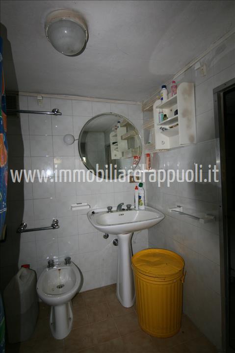 Immagine 8 di Casa indipendente in vendita  a Trequanda