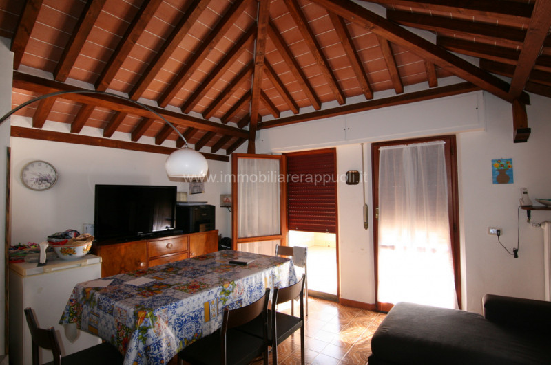 Immagine 2 di Villa in vendita  a Sarteano