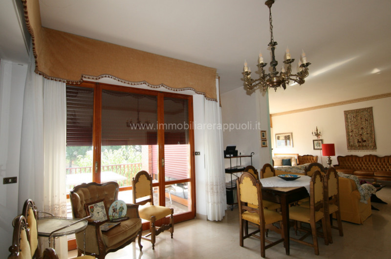 Immagine 9 di Villa in vendita  a Sarteano