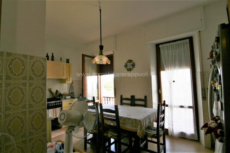 Immagine 12 di Villa in vendita  a Sarteano