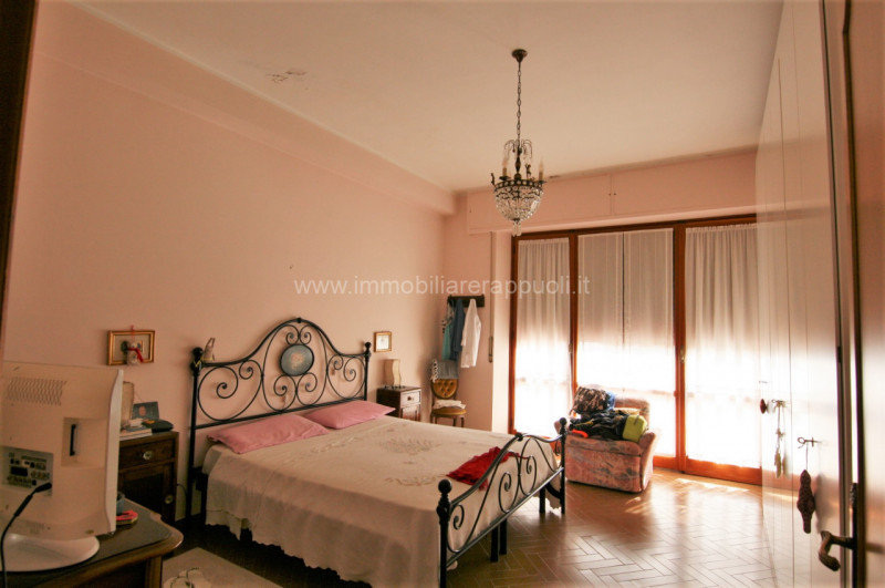 Immagine 15 di Villa in vendita  a Sarteano