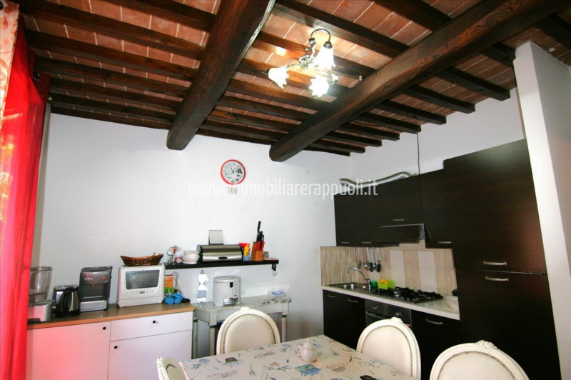 Immagine 11 di Villetta a schiera in vendita  a Sinalunga