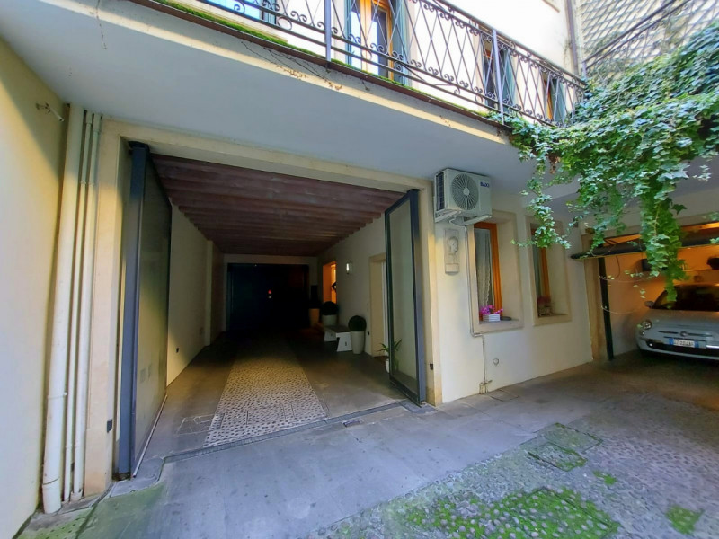 Immagine 25 di Appartamento in vendita  in VIA CALFURA a Padova