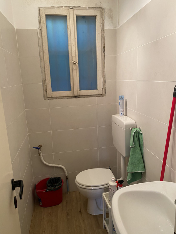 Immagine 3 di Negozio in vendita  in via cattaneo a Spinea