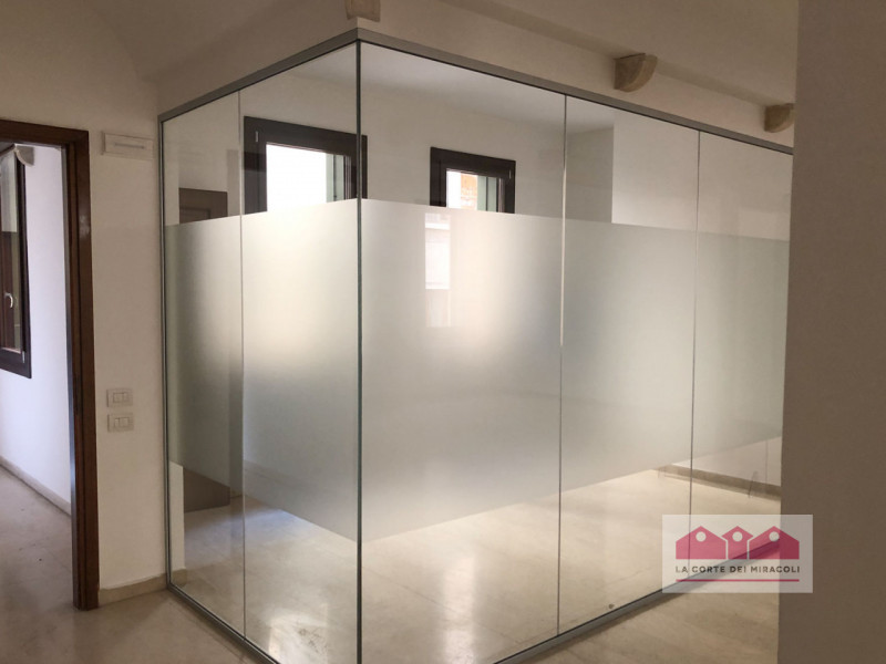 Immagine 4 di Ufficio in affitto  in Contrà frasche del gambero a Vicenza