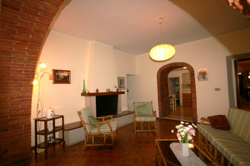 Immagine 1 di Appartamento in vendita  a Sinalunga