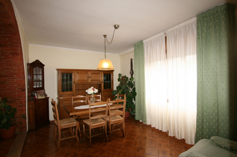 Immagine 5 di Appartamento in vendita  a Sinalunga