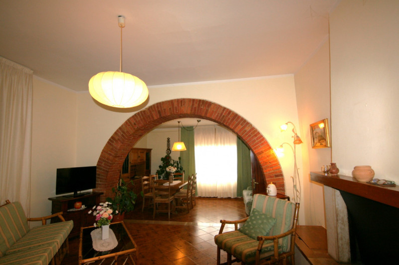 Immagine 6 di Appartamento in vendita  a Sinalunga