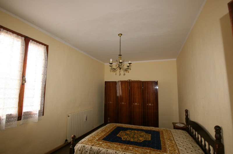 Immagine 13 di Appartamento in vendita  a Sinalunga