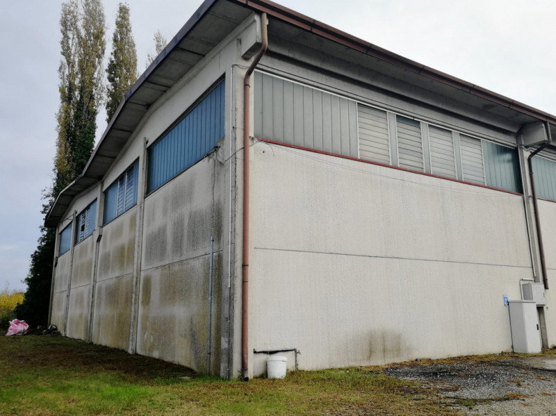 Immagine 3 di Magazzino in affitto  a Pontecchio Polesine