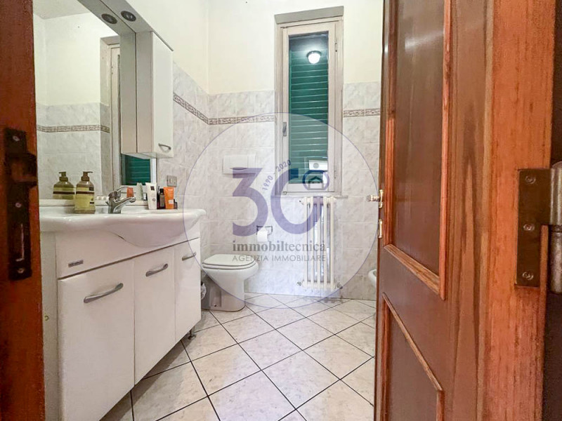 Immagine 10 di Casa indipendente in vendita  in VITIANO a Arezzo