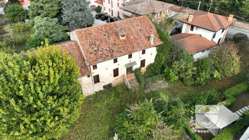 Immagine 4 di Villa in vendita  in via san matteo a San Pietro Viminario