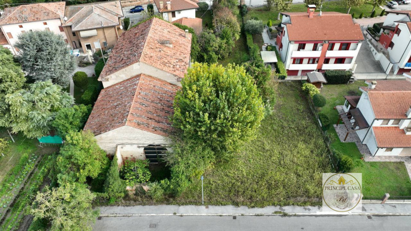 Immagine 5 di Villa in vendita  in via san matteo a San Pietro Viminario