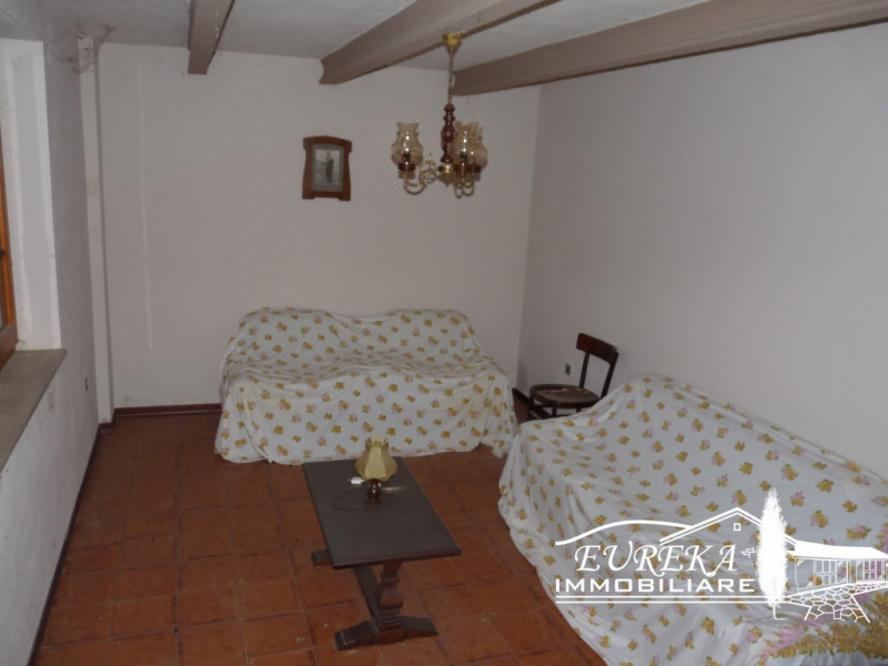 Immagine 3 di Appartamento in vendita  in Casamaggiore a Castiglione Del Lago