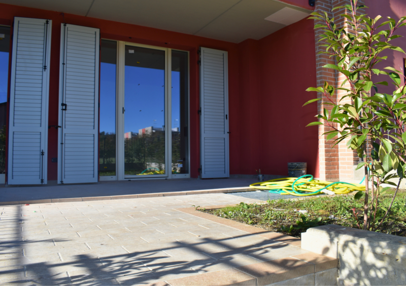 Immagine 2 di Villetta a schiera in vendita  in VIA AZZOLINI a Lesignano De' Bagni