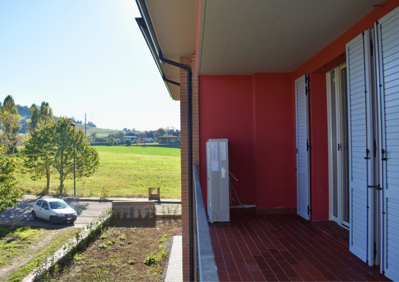 Immagine 20 di Villetta a schiera in vendita  in VIA AZZOLINI a Lesignano De' Bagni