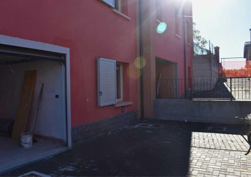 Immagine 36 di Villetta a schiera in vendita  in VIA AZZOLINI a Lesignano De' Bagni