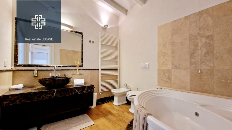 Immagine 8 di Villa in affitto  in via Spinetti a Forte Dei Marmi