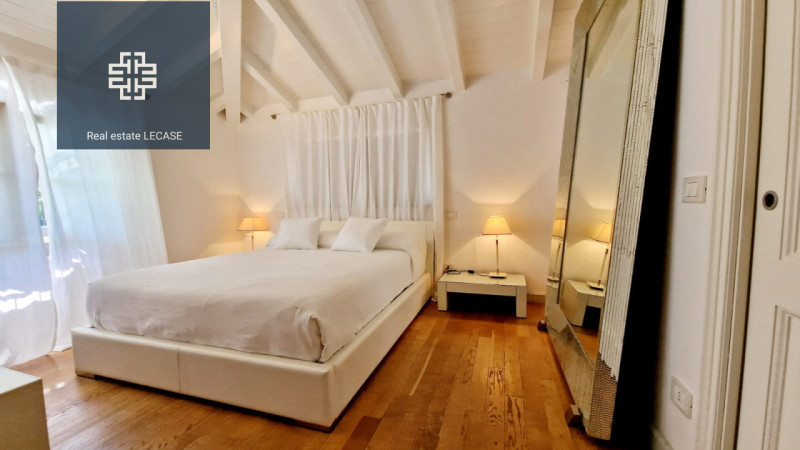 Immagine 12 di Villa in affitto  in via Spinetti a Forte Dei Marmi